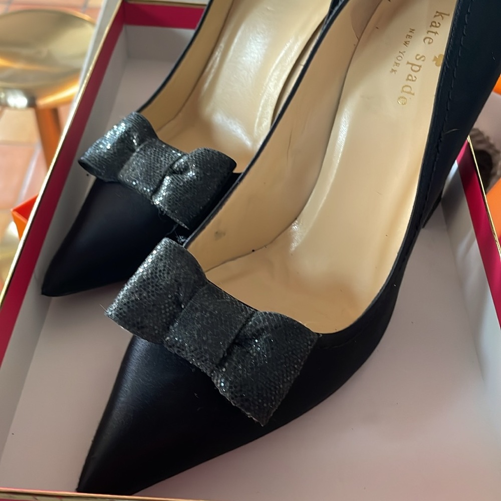 KATE SPADE-HOT Tuxedo HEELS! original box and dust bag!